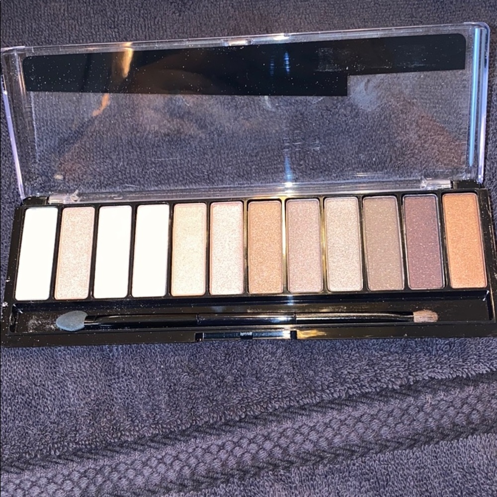 Rimel London magnified eyes blush edition